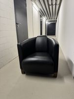 Schwarzer Loungesessel / Clubsessel – Kunstleder