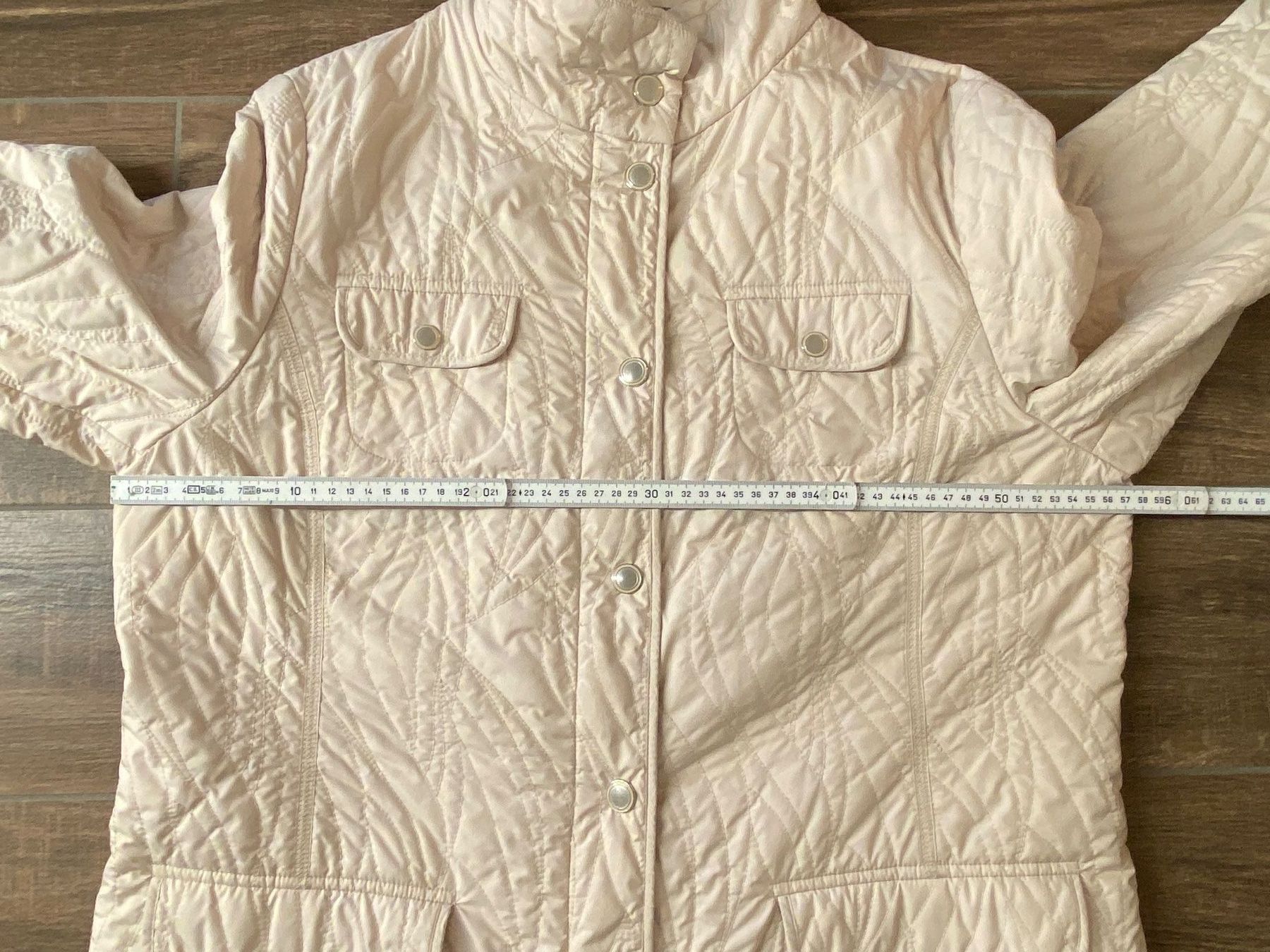 Gerry Weber Giacche: Gerry Weber leichte Jacke beige Gr. 44 – Usato da Pratteln venduto da a23_j2gs 4