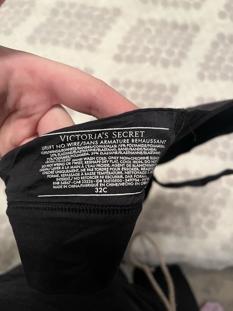 Victoria's Secret Altra biancheria intima: Schwarzer Victoria's Secret BH, Grösse 32C – Usato da Gockhausen venduto da Lali013 3