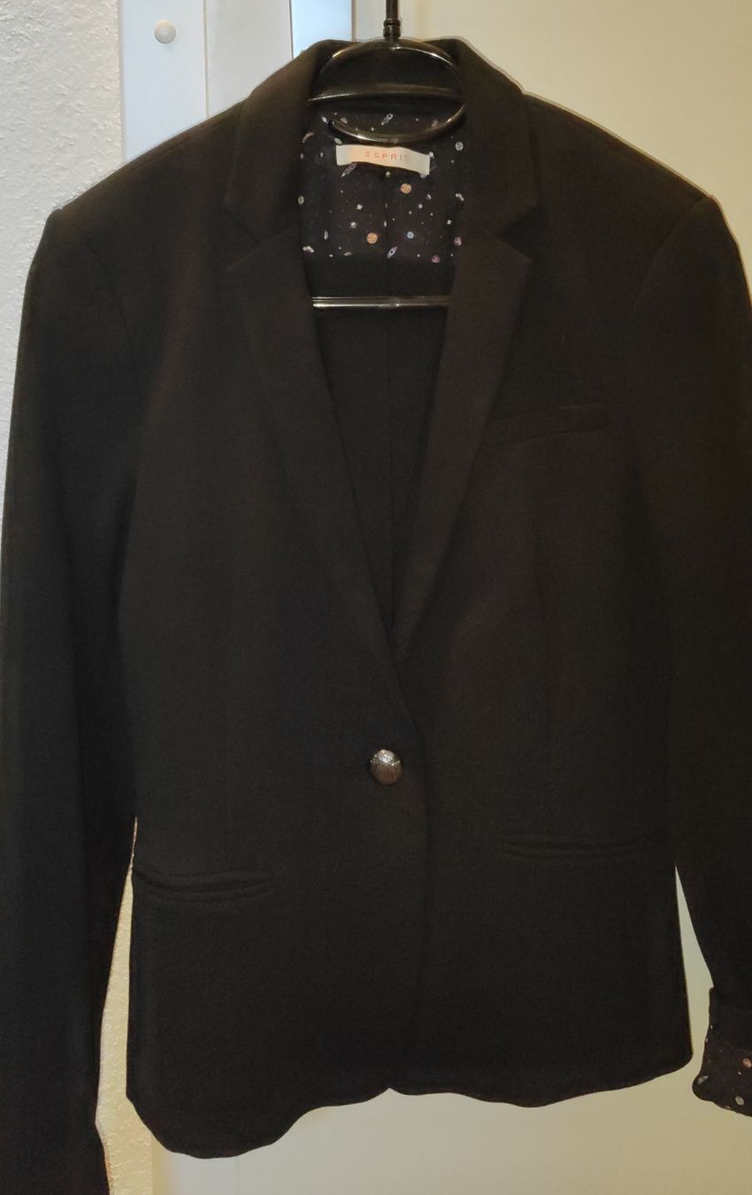 Giacche: Schwarzer Blazer Gr. 36 – Nuovo (secondo la descrizione) da Erlinsbach SO venduto da xandra23