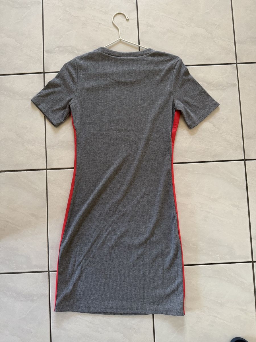 H&M Vestiti: Kleid, Grau mit Streifen, Grösse 42 – Usato da Hergiswil NW venduto da kaufe_bei_kaufmann 4