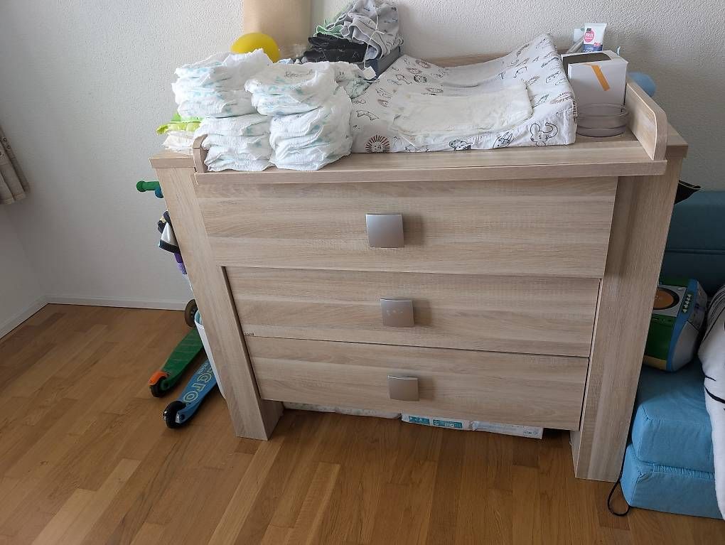 Wickeltisch & Zubehör: Wickelkommode PAIDI – Gebraucht aus Zürich von joana_p