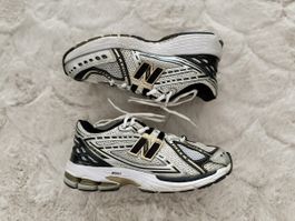 Sneaker NEW BALANCE 1906