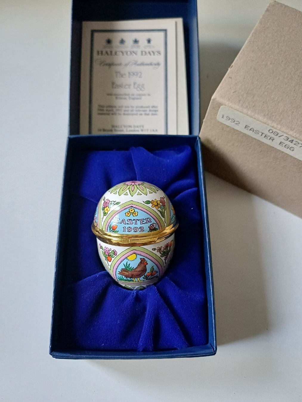 Altro in Decorazioni & Accessori: Halcyon Days enamels, Bilston Dose, Easter Egg 1992 – Nuovo e nell'imballaggio originale da Zürich venduto da Avocadokern
