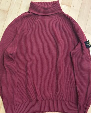 Stone Island Rollkragenpullover / Bordeaux Rot / Grösse XXL
