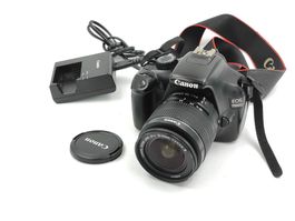 Digitalkamera Canon EOS 1100D mit Objektiv 18-55mm Kit