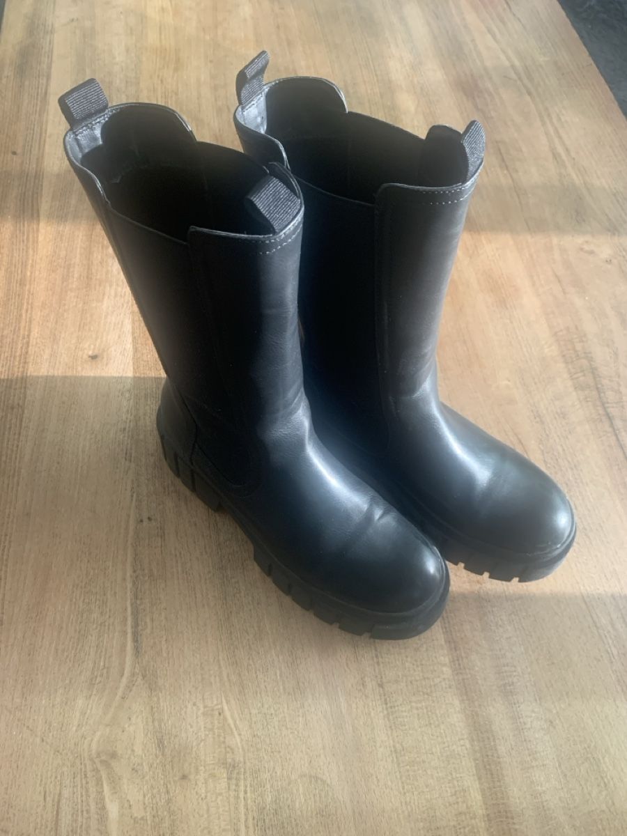 Chaussures femmes: Stiefeletten Even&Odd schwarz – Neuf (Voir description) à Balzers par Gigga7 1