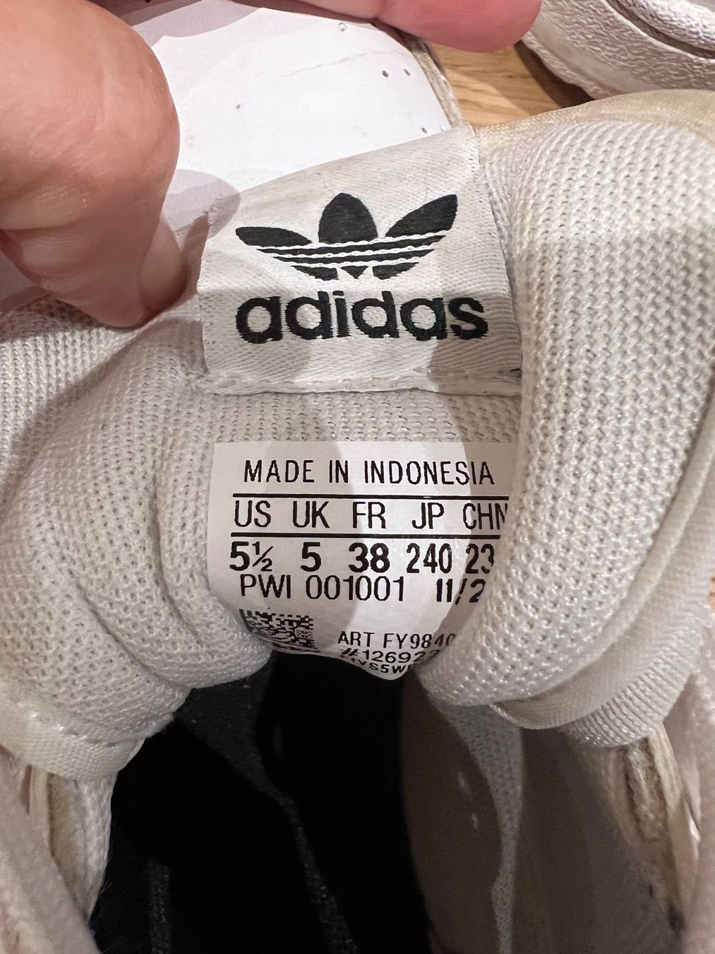 Adidas Schuhe für Jungen: Adidas Sneaker Gr. 38 – Gebraucht aus Canobbio von miro002 3