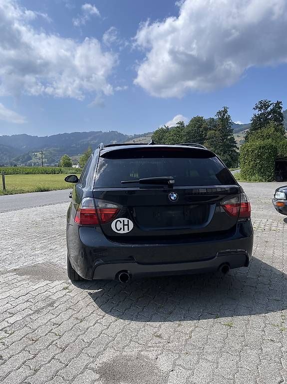 Autos: BMW 335XI Touring E91 – Gebraucht aus Altstätten SG von lau_8yhc 1