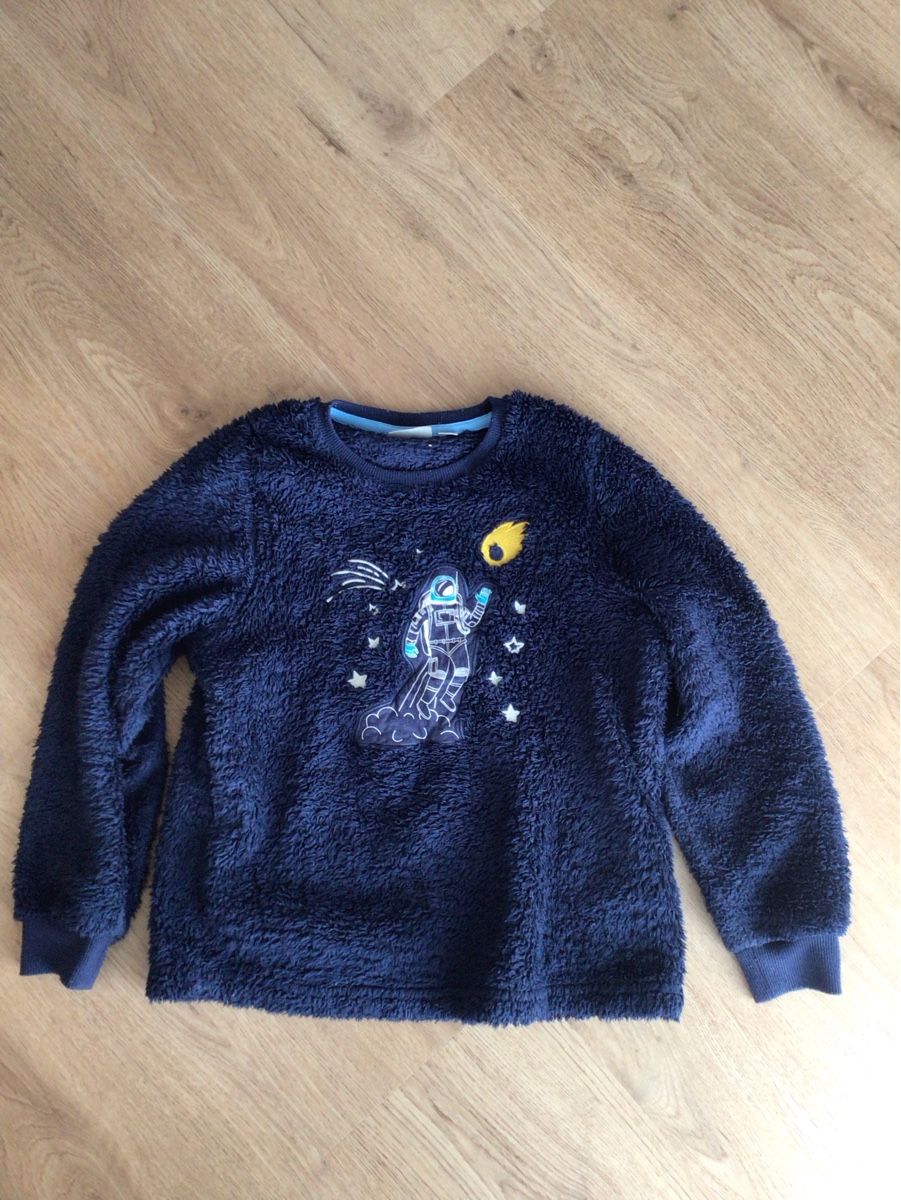 Pullover & Sweatshirts: Pullover Grösse 146/152 – Gebraucht aus Zimmerwald von wuff81