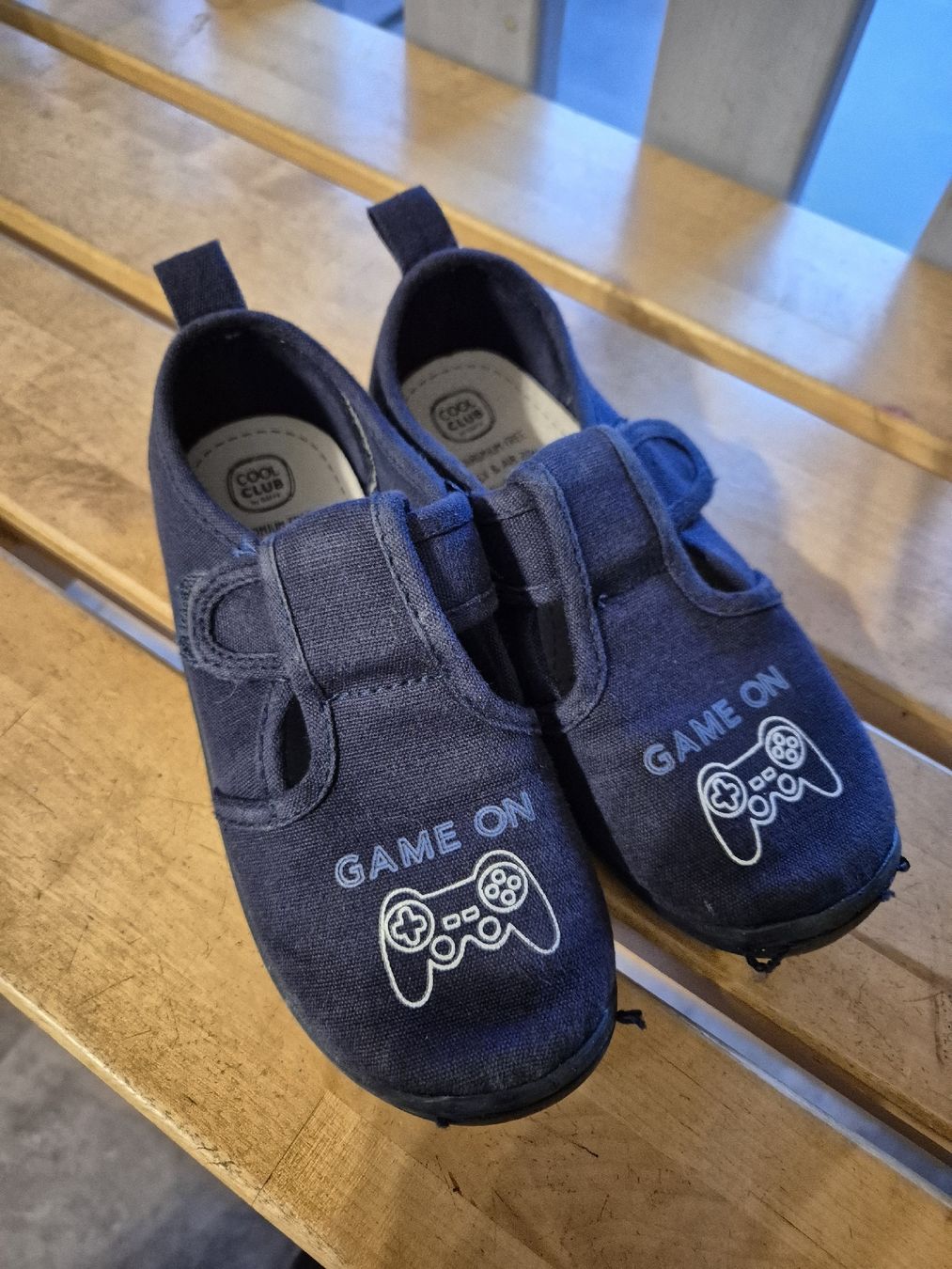 Scarpe per ragazzi: Hausschuhe, new, size 27 – Nuovo (secondo la descrizione) da Lenzburg venduto da wojcikar
