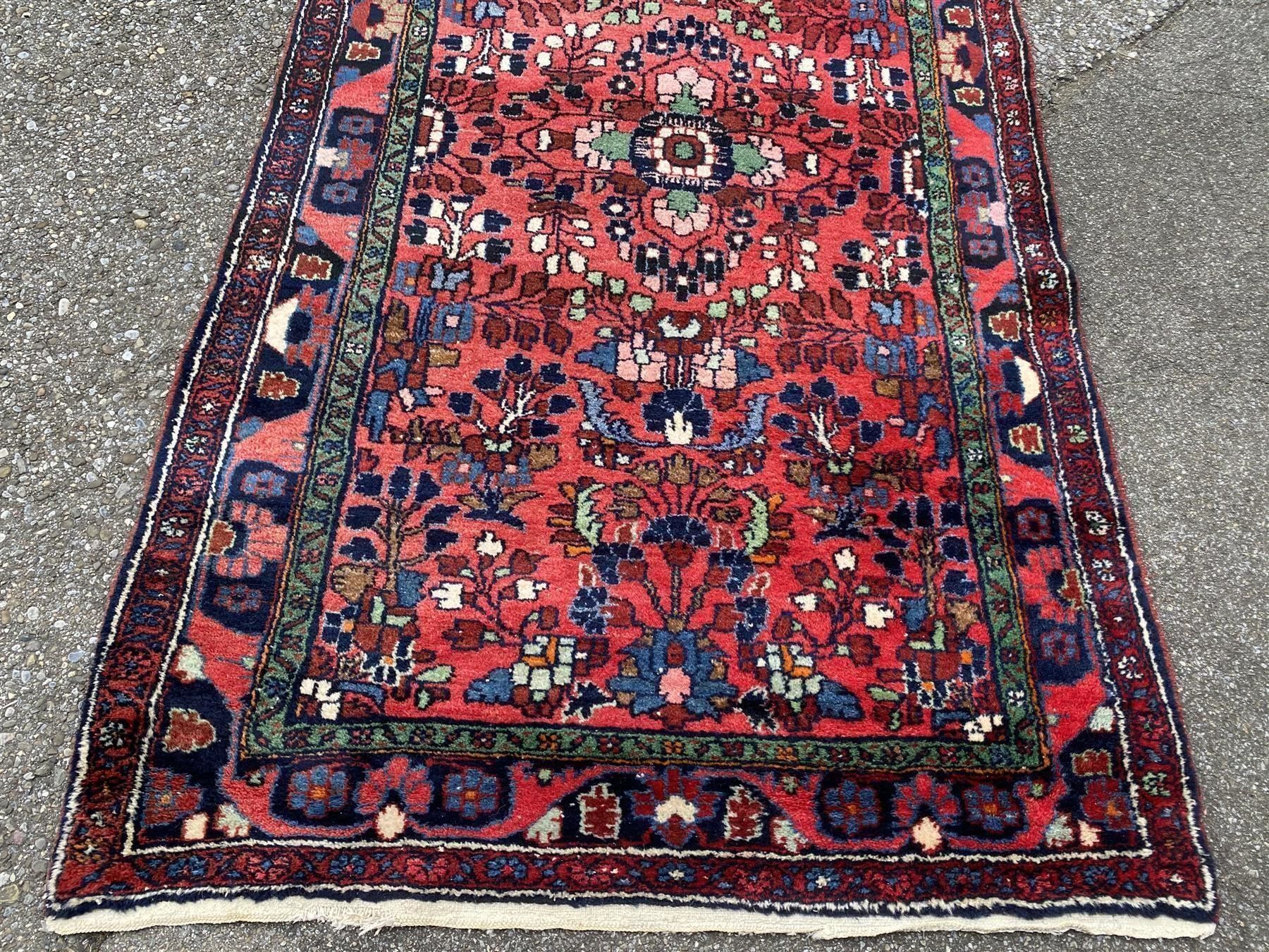 Teppiche: Bewundernswerter Lilian Läufer 390x107cm – Gebraucht aus Steinhausen von Super05 4