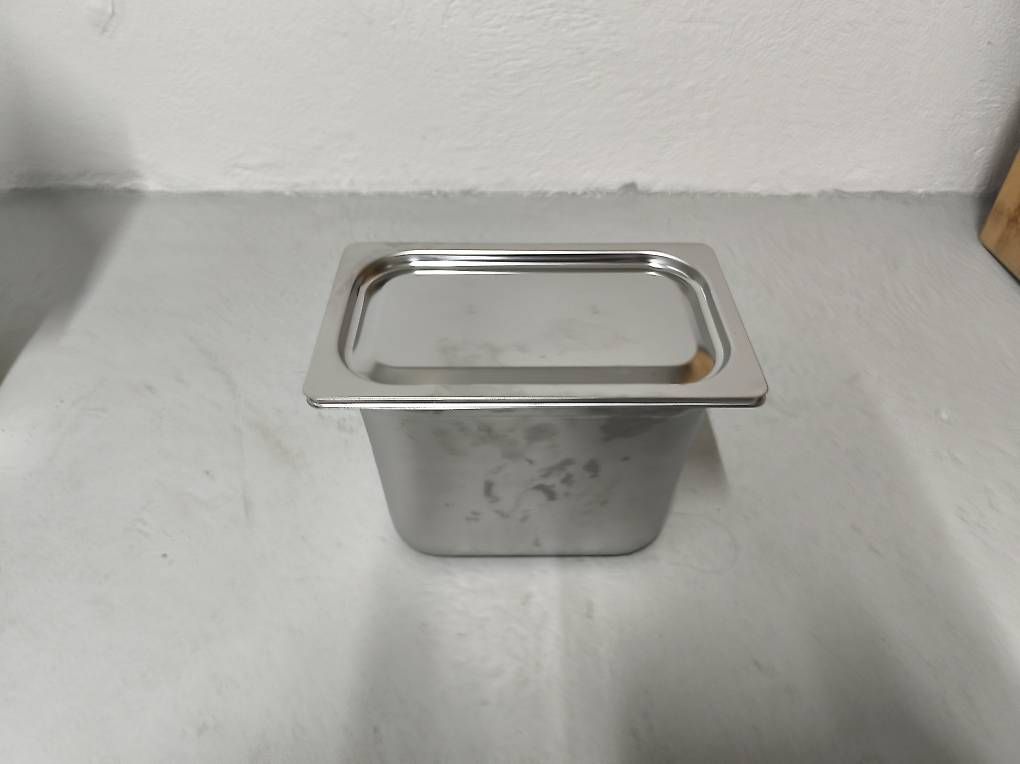 Cucine complete: Rieber GN 1/4 inkl. Edelstahldeckel – Usato da Tägerschen venduto da Nobody95 1