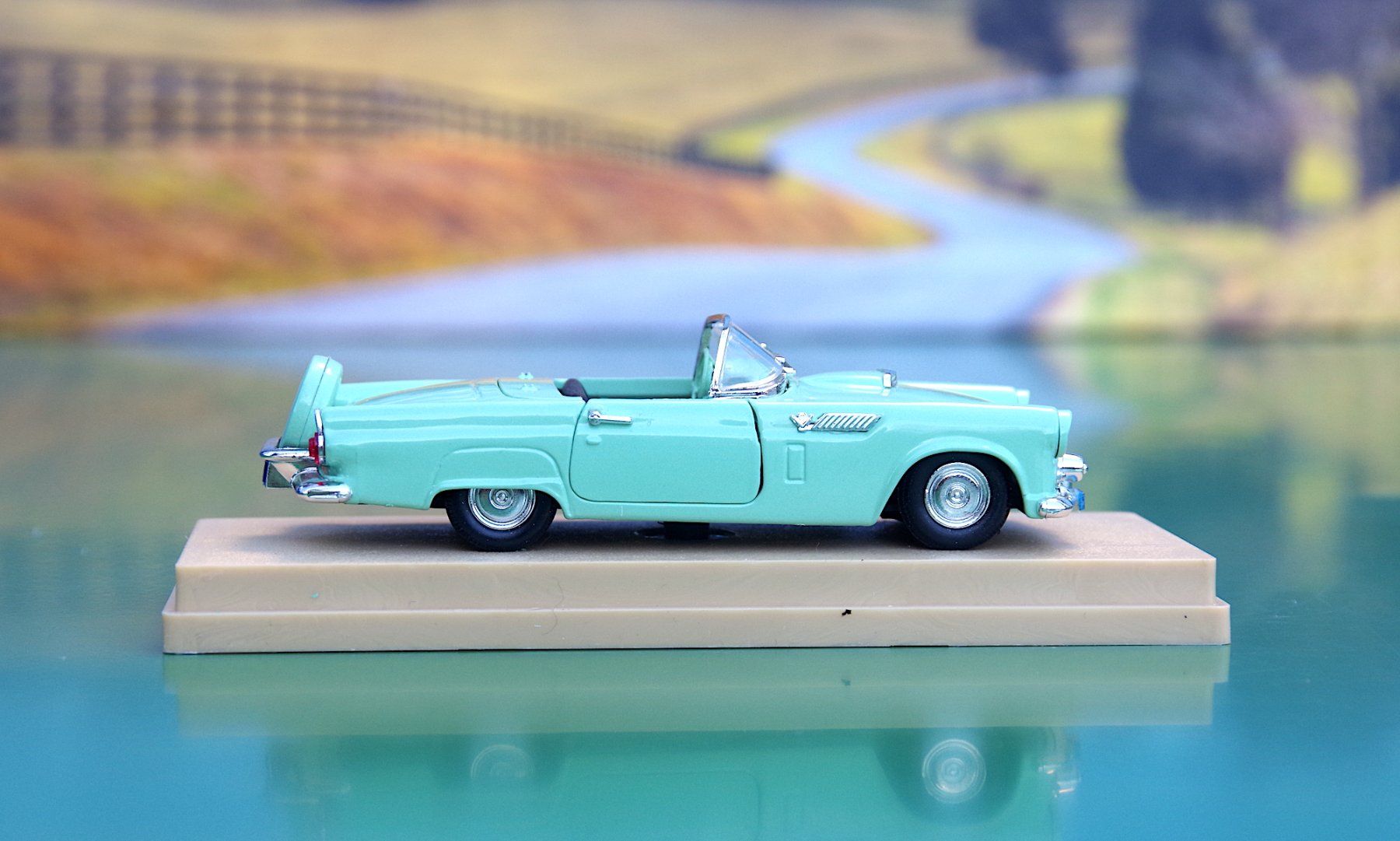 Rio Modellini d'auto: Modellauto Rio R4 Ford Thunderbird 1956, 1/43 – Nuovo e nell'imballaggio originale da Frauenfeld venduto da Danielpwiedmer 1