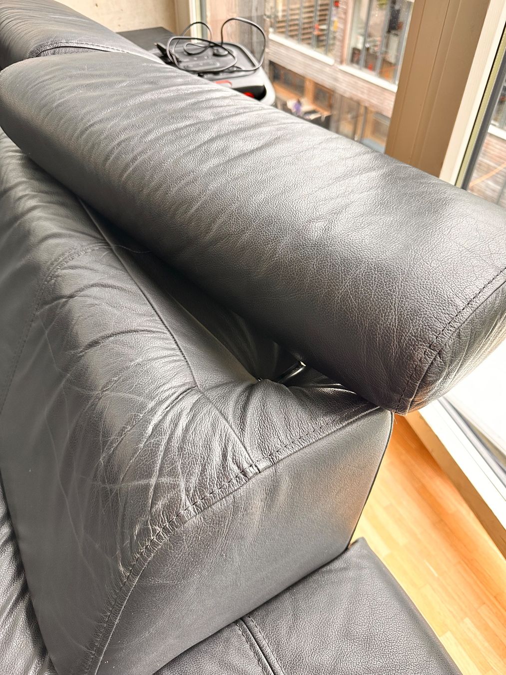 Sofas: Leder Ecksofa, gebraucht – Gebraucht aus Bern von johnny_left 1