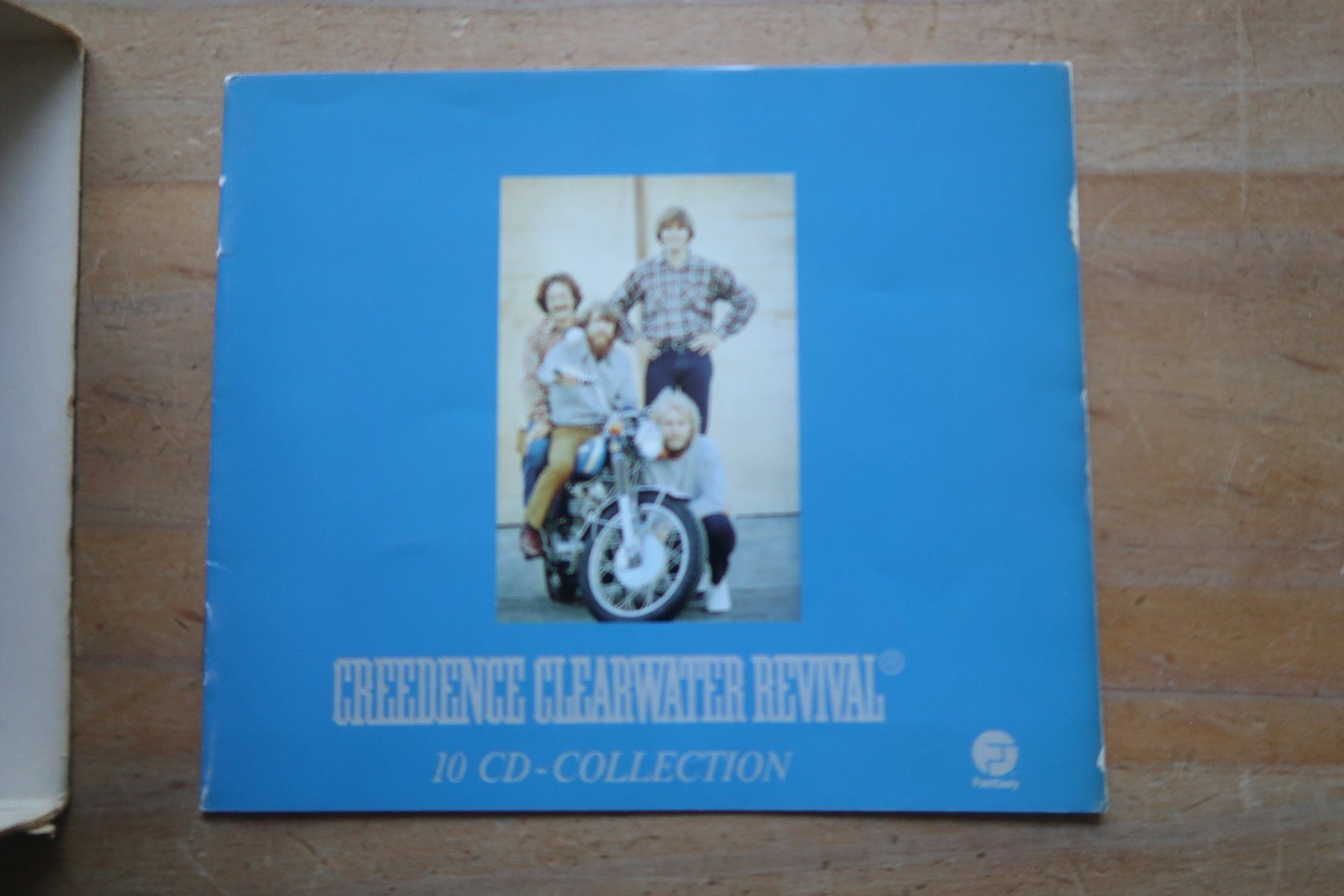 CDs: CREEDENCE CLEARWATER REVIVAL - 10 CD COLLECTION – Gebraucht aus Basel von Patiscat 9