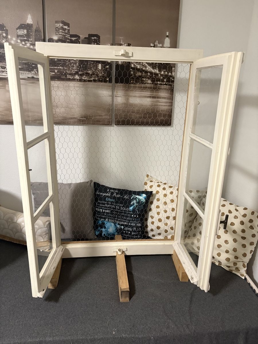 Toutes les décorations: Fenêtre décorative par exemple plan de table  – D'occasion à Corserey par gue_yn5h 1