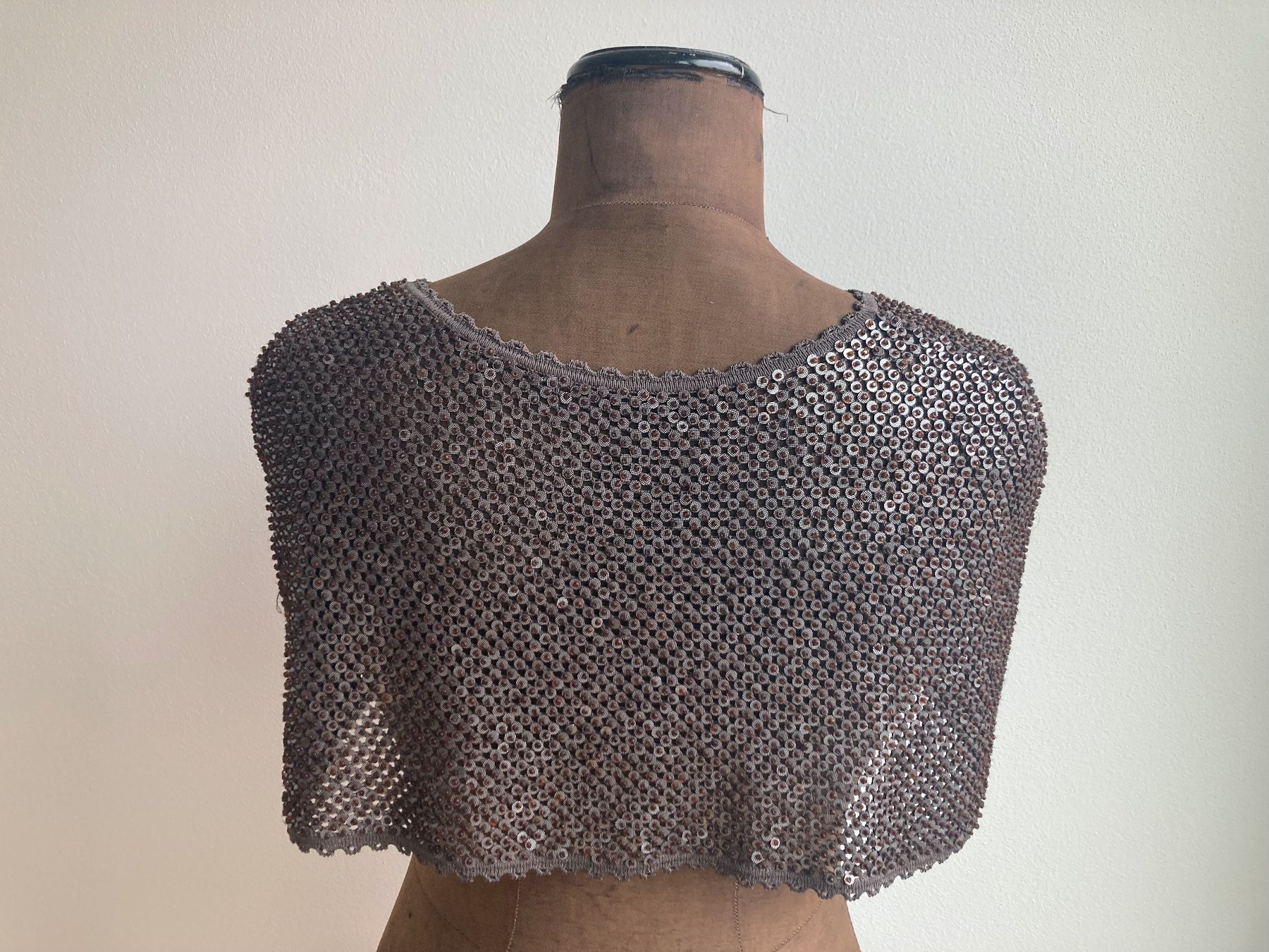 Altro in Moda donna: Pailletten Cape von Adam Jones – Nuovo (secondo la descrizione) da Rapperswil SG venduto da Carlotta1 1