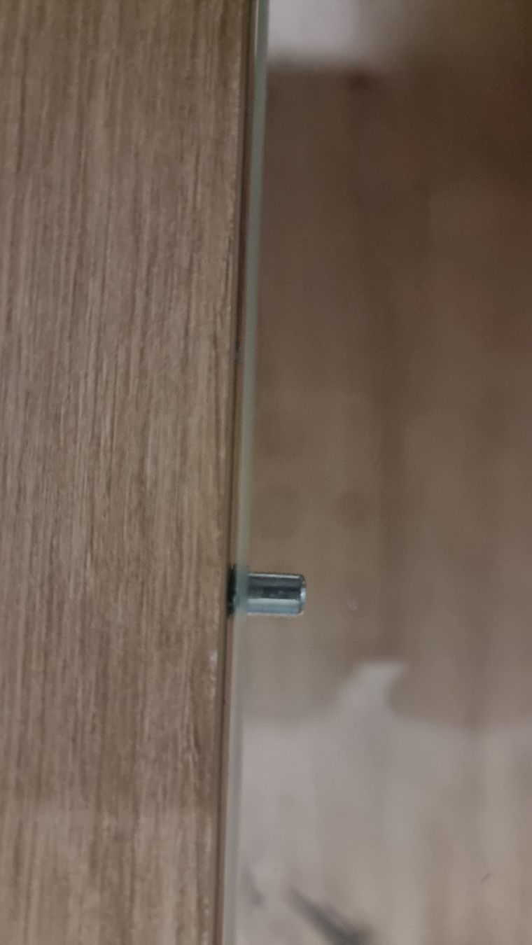Conforama Tavoli: Couchtisch mit Glasplatte und Schublade – Usato da Aarwangen venduto da fki_5nsn 3