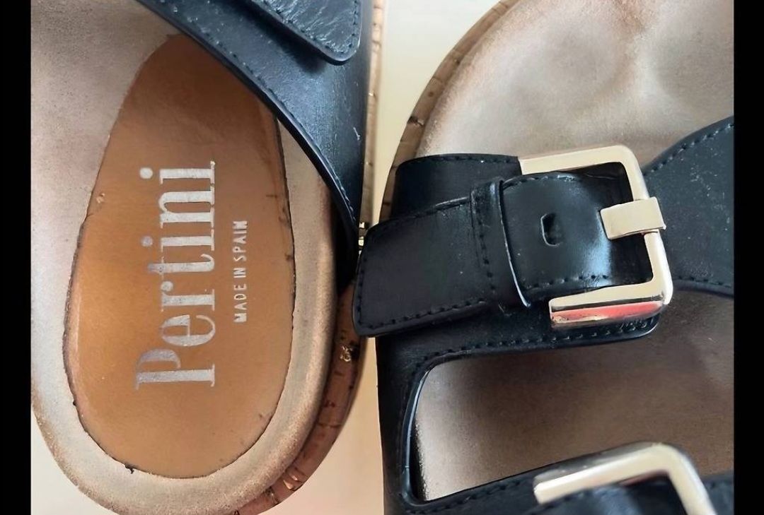 Scarpe da donna: Pertini Sandalen Gr. 39 – Usato da Zürich venduto da diekorni4 1