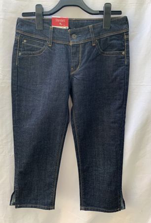 Jeans 3/4 LEVI'S foncé red tab girls standard neuf W30 L20