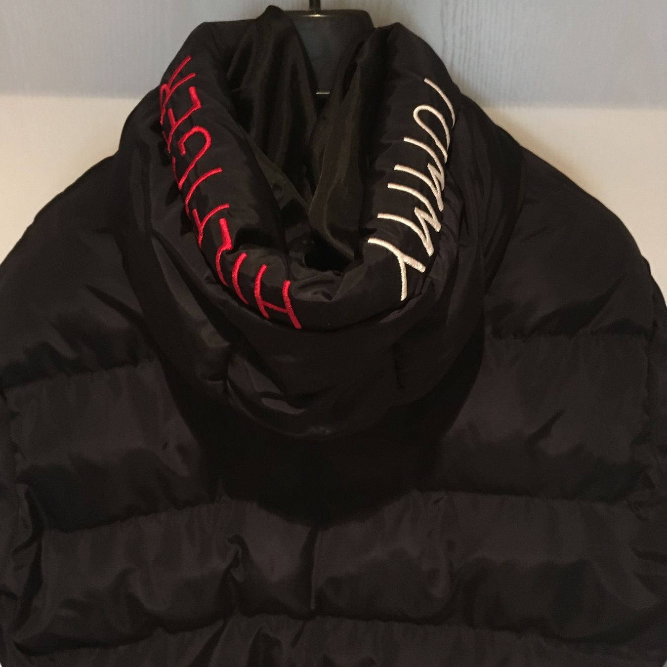 Tommy Hilfiger Giacche: Tommy Hilfiger Pufferjacke XL – Usato da Schleitheim venduto da Pi3.14 4