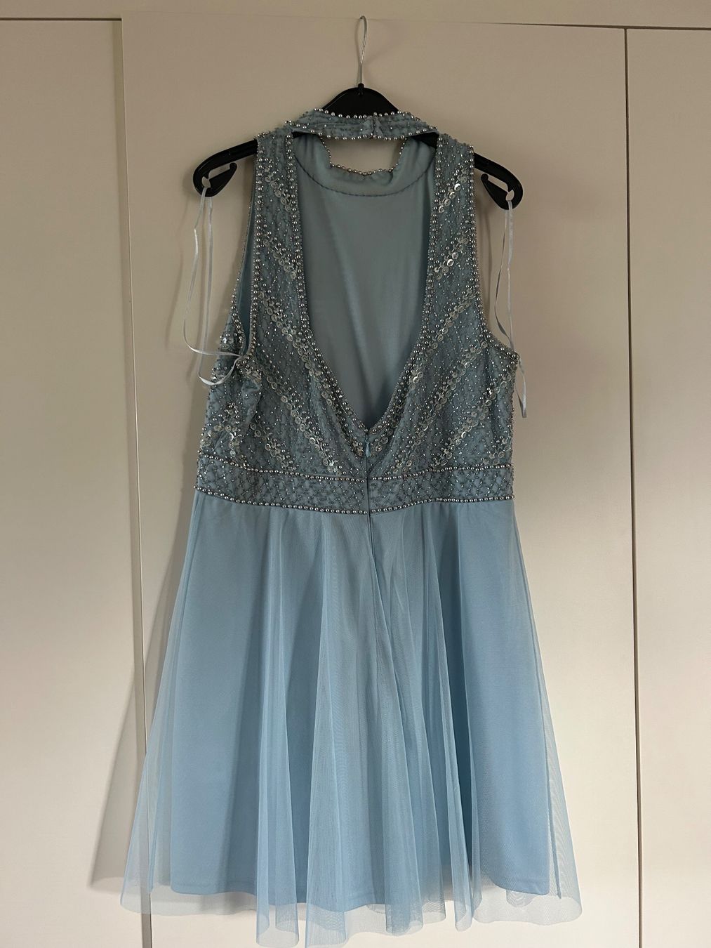Robes: Festkleid – D'occasion à Zollikofen par aen_qdx7 1