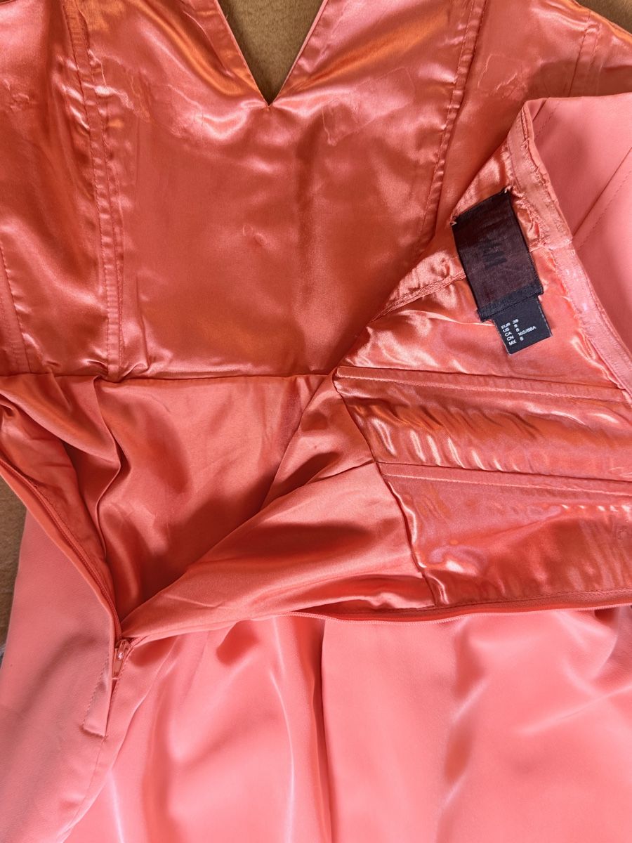 H&M Kleider: Splendido abito H&M Special 🧡 – Neu (gemäss Beschreibung) aus Bellinzona von bul_mvy5 3