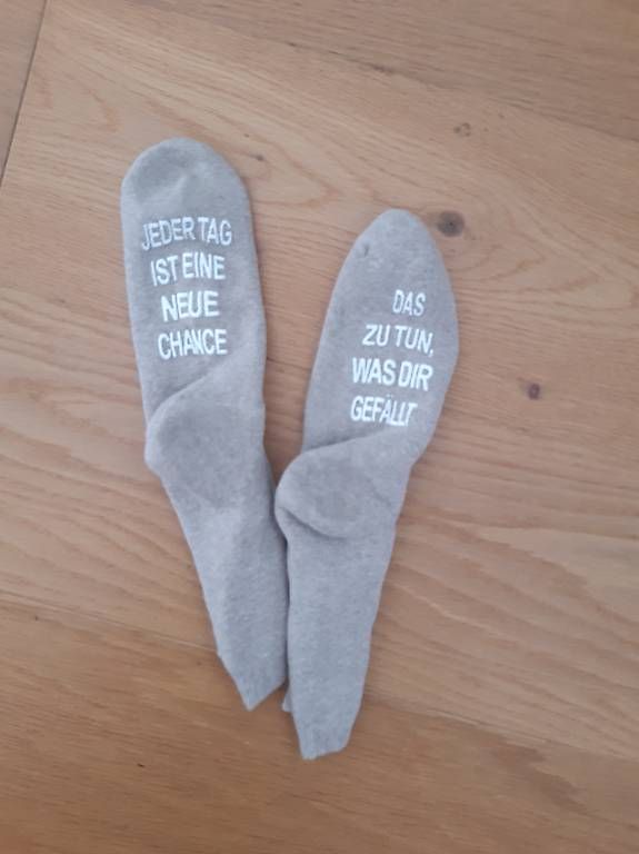 Socken: Sprüche Socken neu – Neu und originalverpackt aus Nebikon von Haidihooo