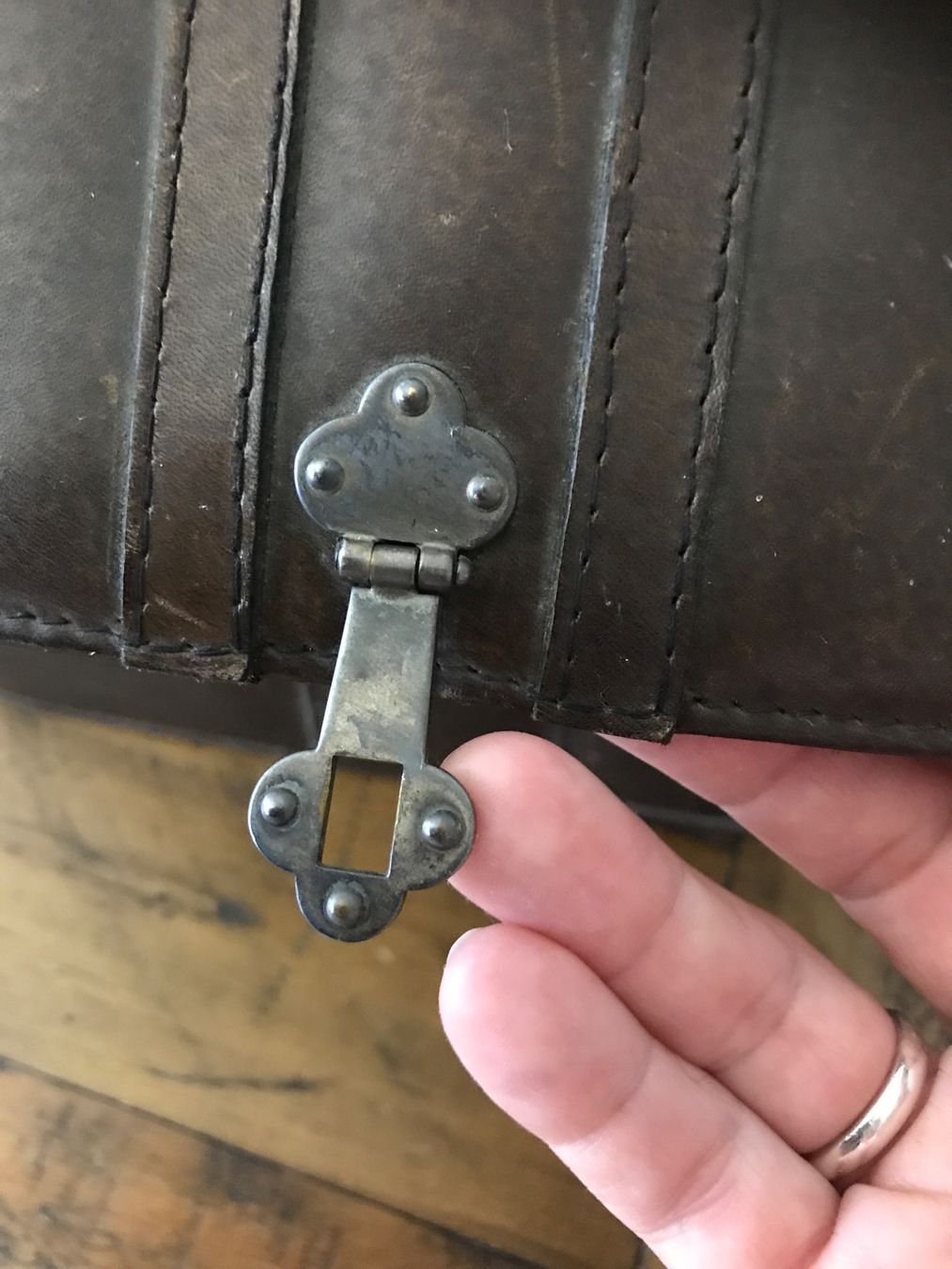 Sacs femmes: Alte Handtasche Leder – D'occasion à Rapperswil SG par cosiba01 4