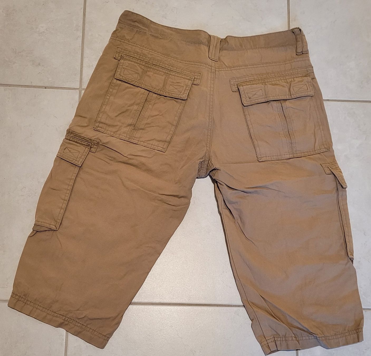 Pantaloni: Sommerhose, dreiviertel, Gr. 48, hellbraun – Usato da Männedorf venduto da Rsc60 1