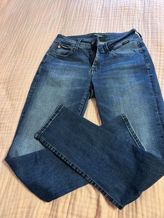 Jeans Mavi Gold Damengrösse 26/29 dunkelblau guter Zustand