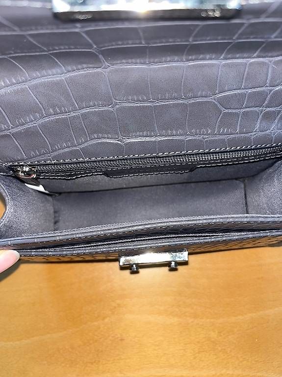 Borse da donna: kleine Tasche von Seidenfelt  – Usato da Maur venduto da tab_z9rh 4