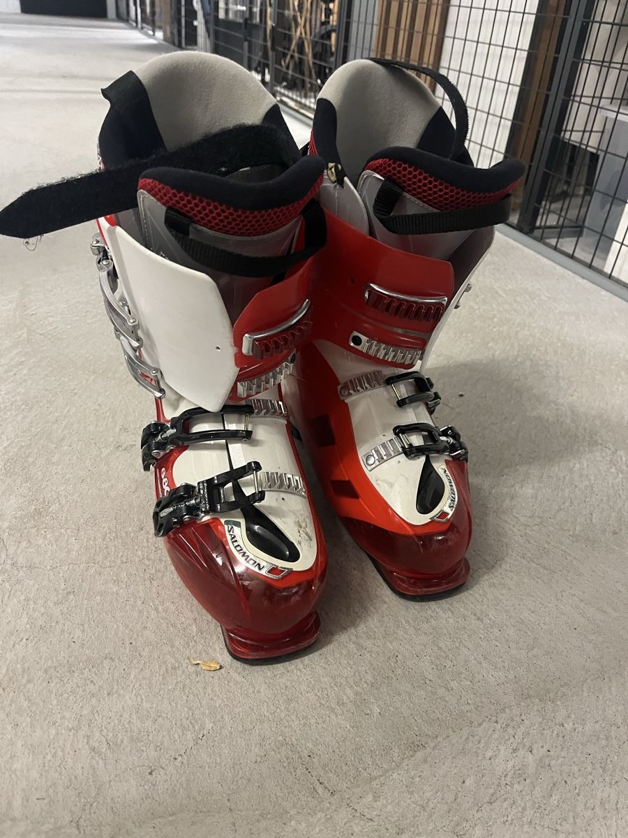 Salomon Herrenschuhe: Ski Boots Salomon 680 red size 28.5 used condition – Gebraucht aus Zürich von joa_6rq6