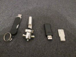 USB-Stick von 8 GB bis 128 GB (1811-TWZ)