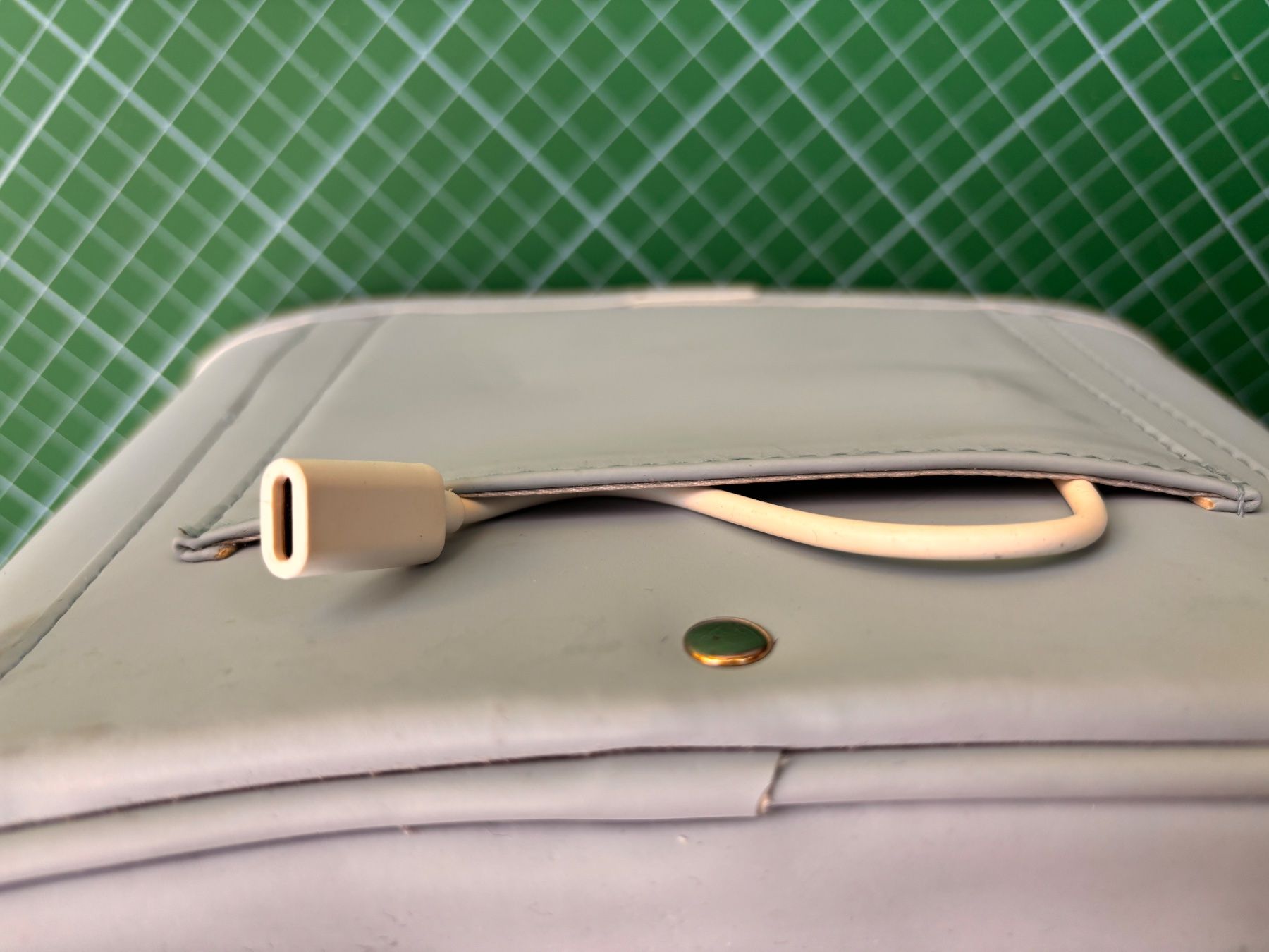 Baby-Mahlzeiten: UV-Licht Desinfektionsbox/-tasche Pulox – Gebraucht aus Wald ZH von ukulele77 6