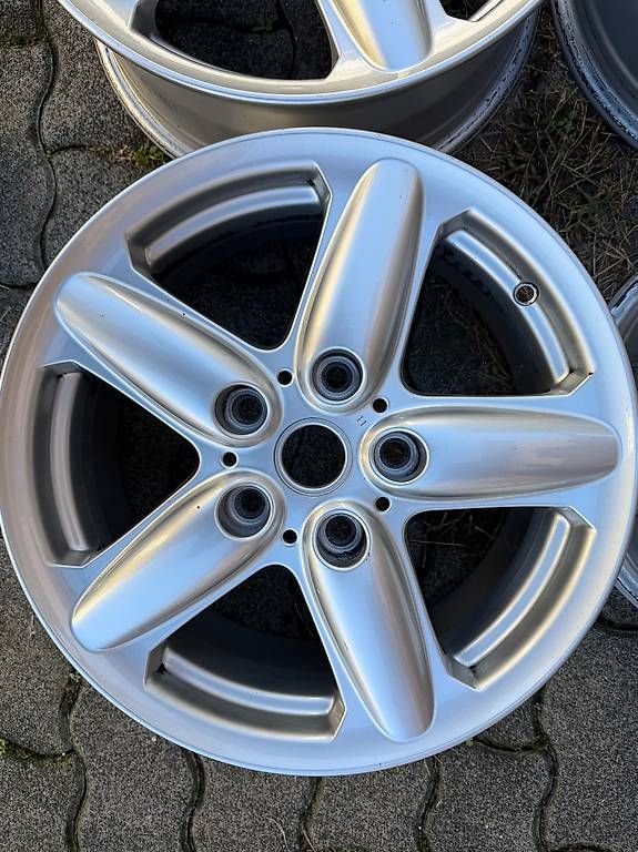 Cooper Cerchioni: 4 cerchi Mini Countryman ET 46 16 – Usato da Minusio venduto da vertigoozBazar4u 2