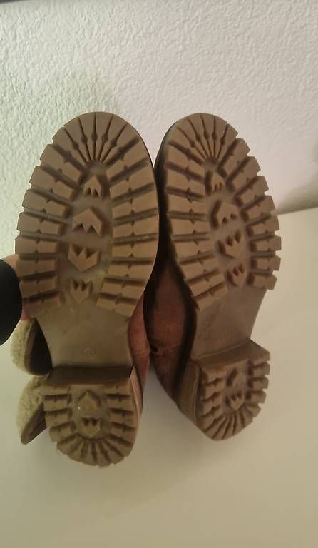 Damenschuhe: Bottines Minelli en cuir suédé/ T. 38 – Gebraucht aus Monthey von Linasmile 1