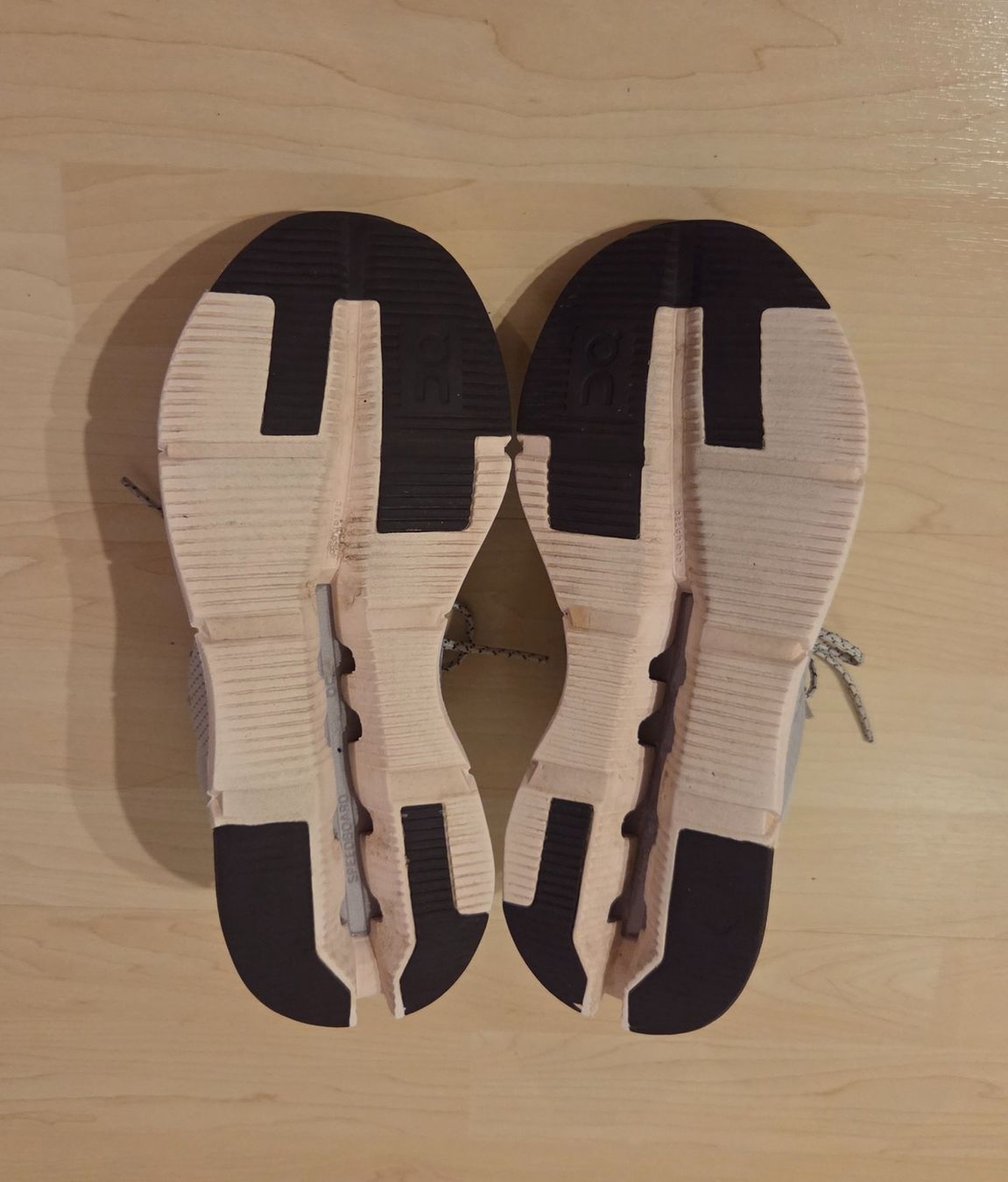 On Damenschuhe: ON-Schuhe "Cloudnova" (Grösse 40.5) – Gebraucht aus Zürich von wile_coyote 4