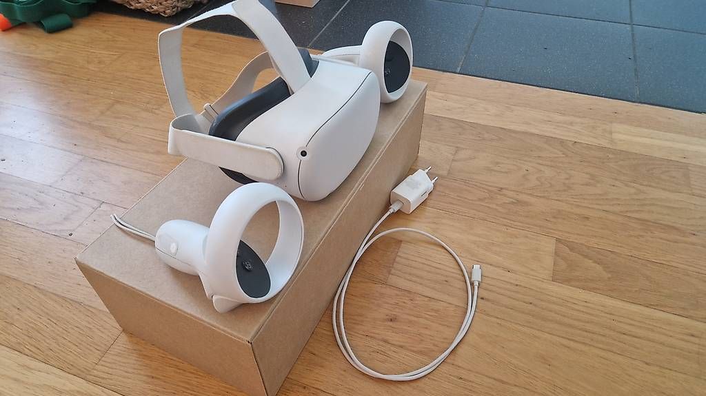 Meta Casco VR: Meta Quest 2 128GB – Usato da Bassersdorf venduto da Y-B 1