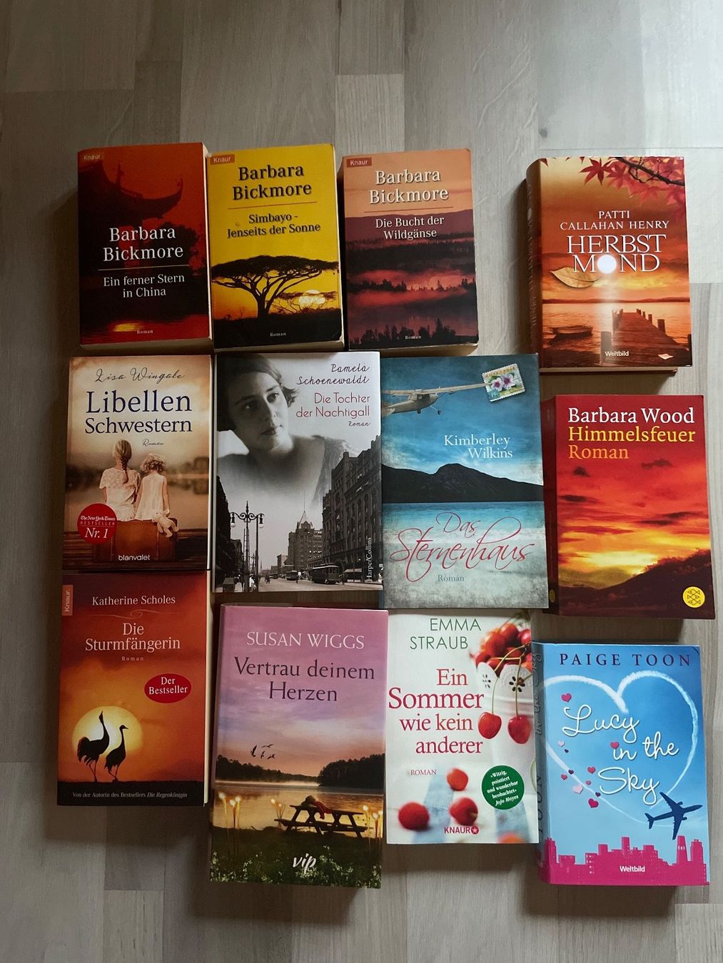 Bücher: 12 Bücher Barbara Bickmore / Susan Wiggs usw. – Gebraucht aus Kappelen von Waloga