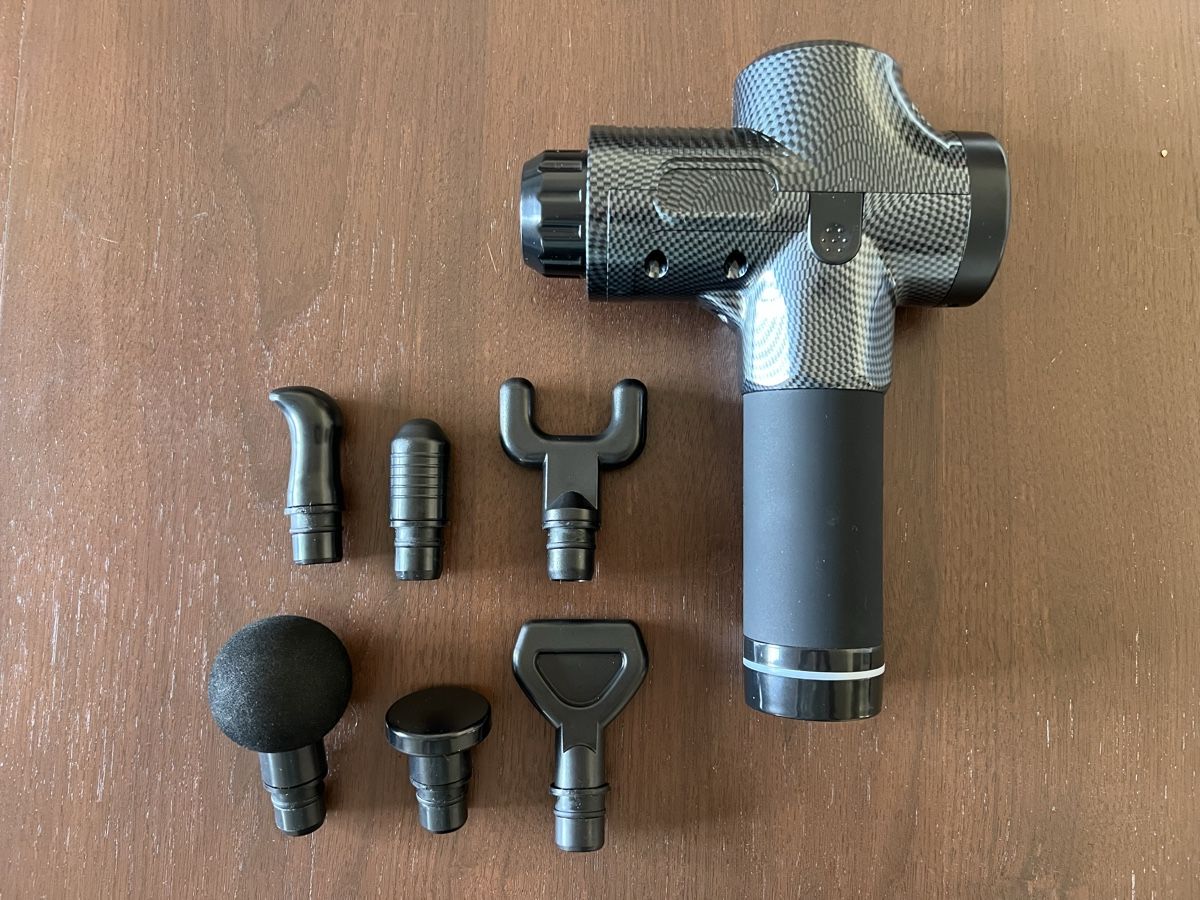Dispositivi per massaggi: Massage Gun inkl. 6 Aufsätze + Box – Usato da Bern venduto da luk_q8zs 1