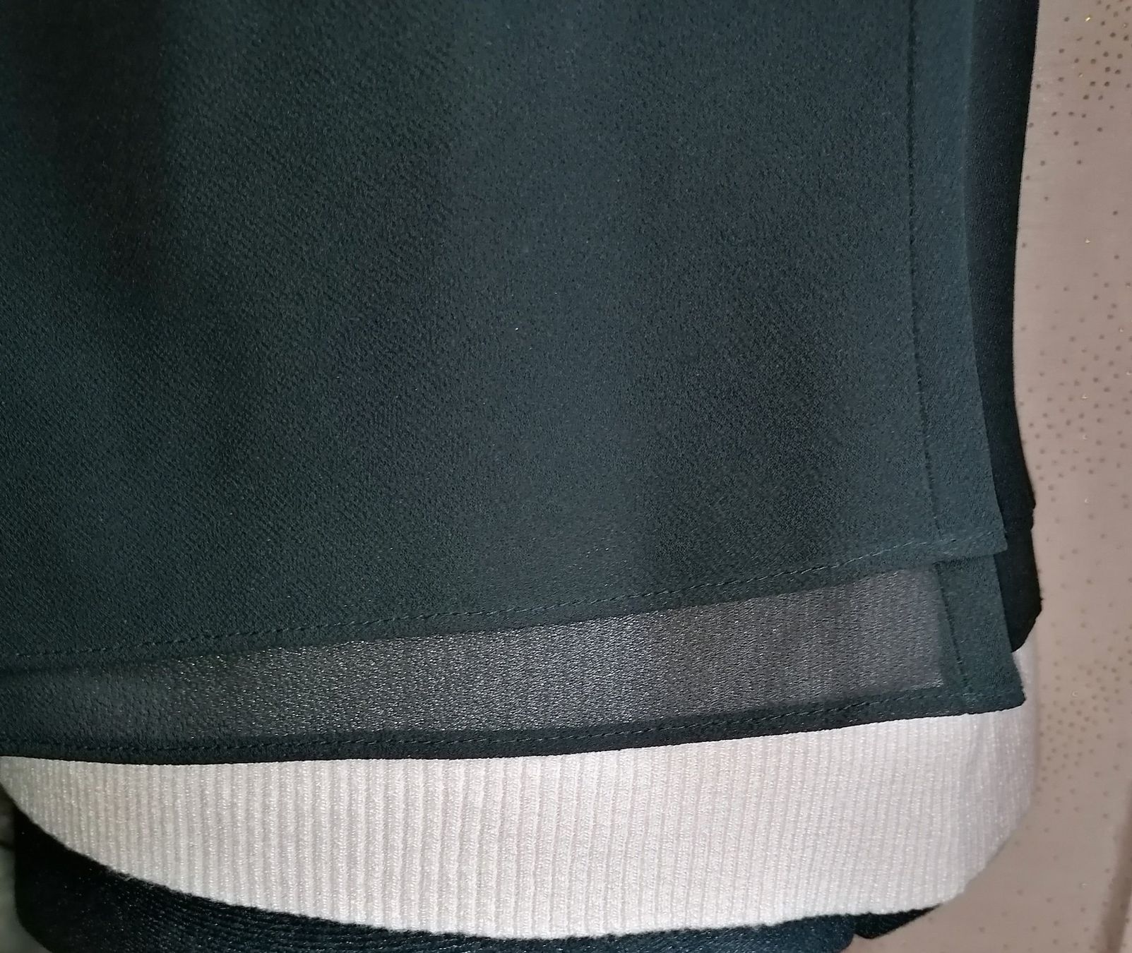 Top: Retro transparentes Top doppellagig – Usato da Corcelles-près-Payerne venduto da RxOne_Krs 4