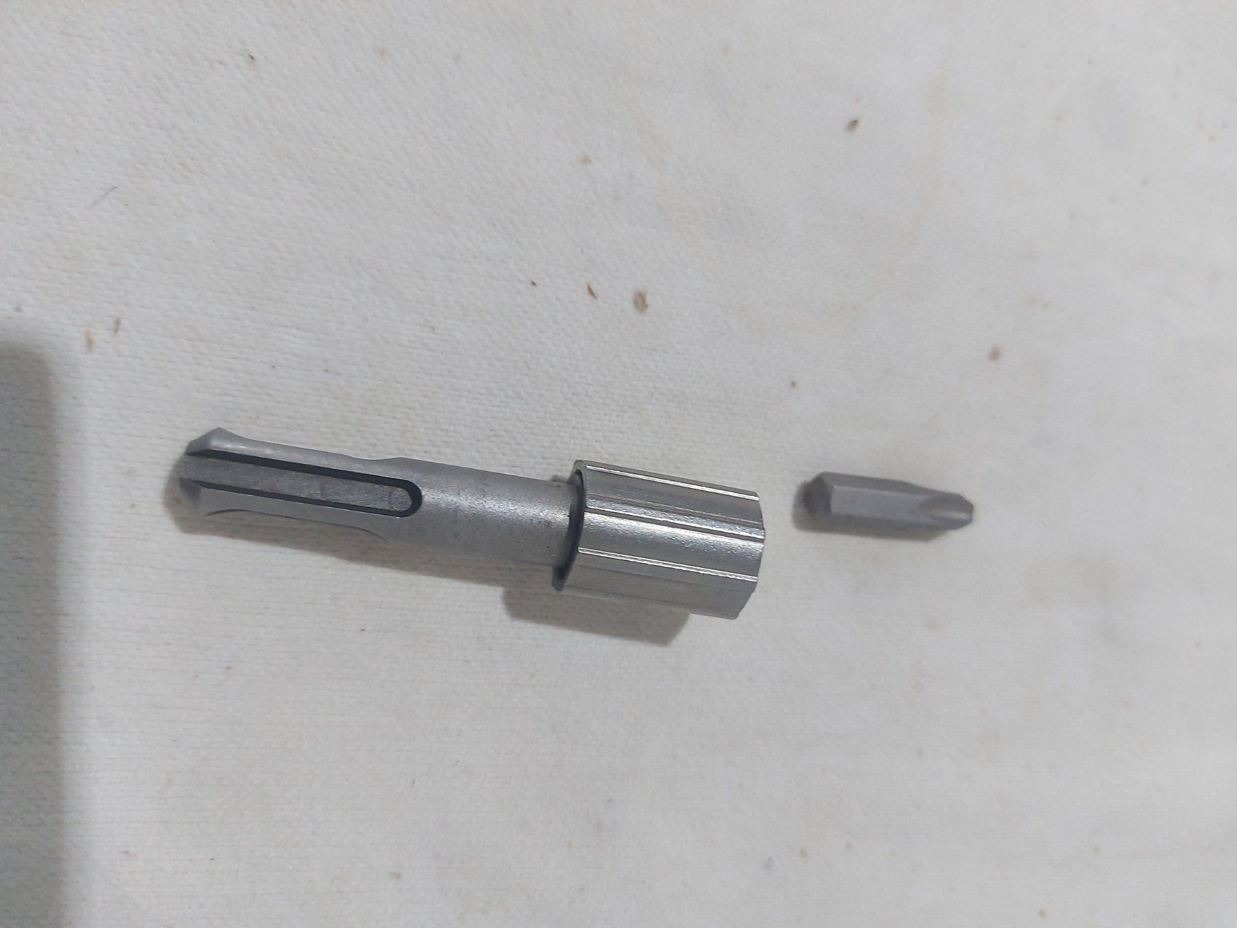 Tutti gli attrezzi: SDS-Plus Bit-Adapter mit Bit, Top Zustand, günstig! – Usato da Rheinau venduto da profitronic.shop 7
