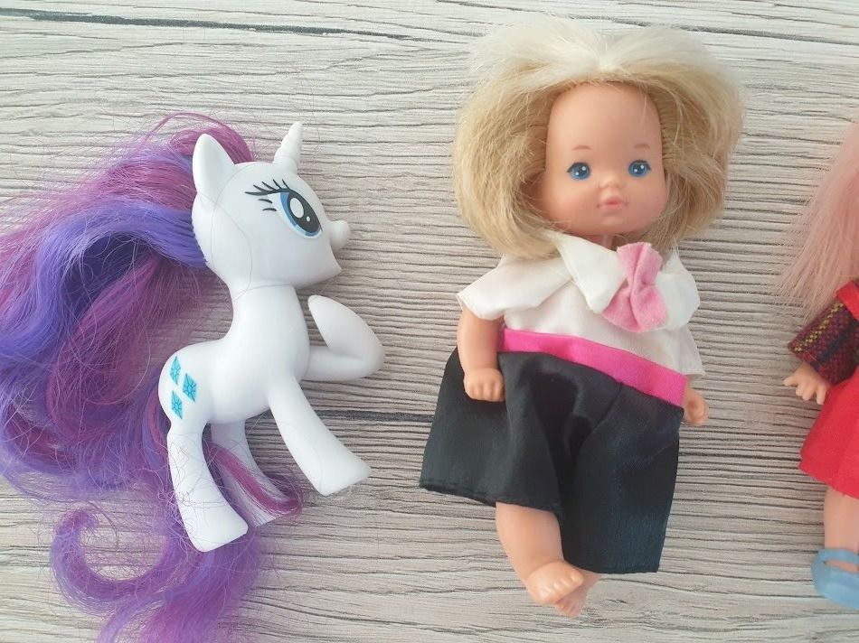 Bambole: 2 kleine Puppen 1 Pony – Usato da Nürensdorf venduto da AntonioAE 1