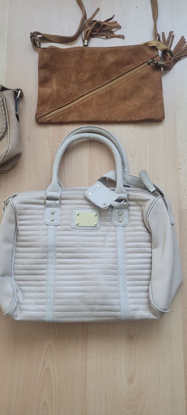 Borse da donna: Set 4 Handtaschen – Nuovo (secondo la descrizione) da Schöfflisdorf venduto da cri_8gn5 2
