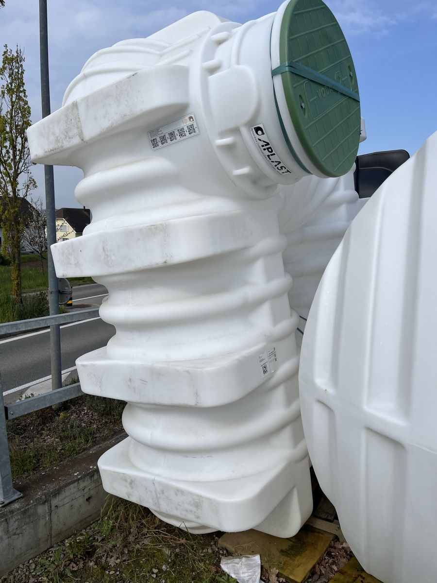 Abbeveratoi e trogoli: Trinkwasser Flachtank – Nuovo e nell'imballaggio originale da waltalingen venduto da Feeco 1