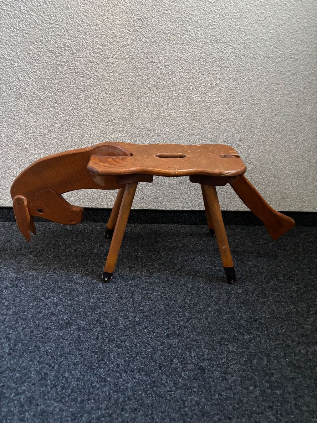 Sgabelli: Hocker anthroposophisch Waldorf Steiner Schule Designklassik – Usato da rotkreuz venduto da baudisch 1