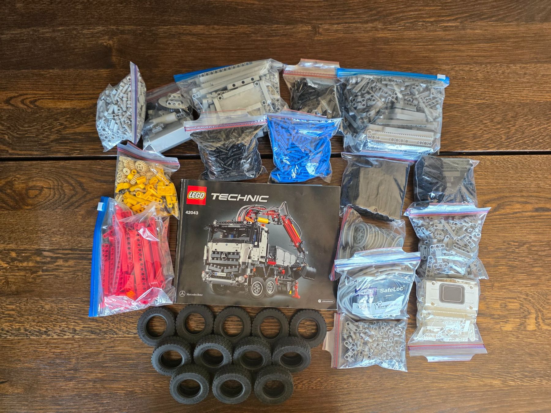Lego Kit di costruzioni: Lego Technic 42043 Mercedes Benz Arocs – Usato da Nänikon venduto da Nova81 1