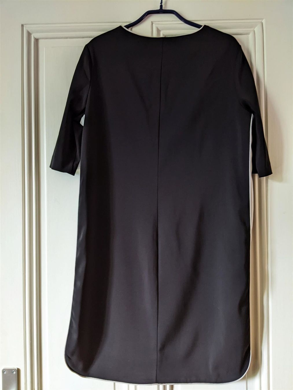 Mango Vestiti: MANGO : Robe graphique noire-crème M – Nuovo (secondo la descrizione) da Petit-Lancy venduto da lilycerise 5